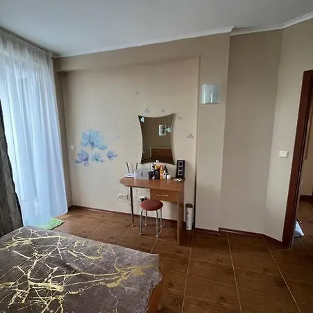 1 Bedroom In Bay View Apartment