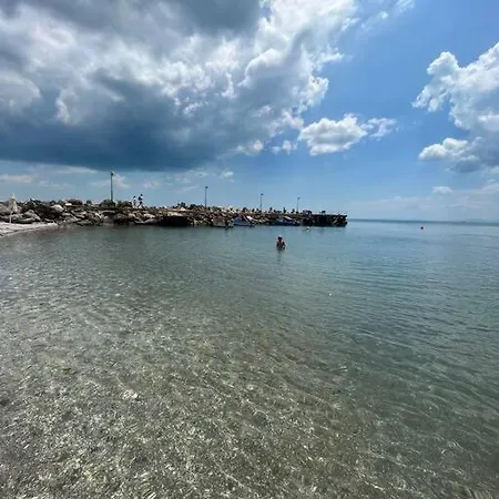 Apartment 1 Bedroom In Bay View Kosharitsa